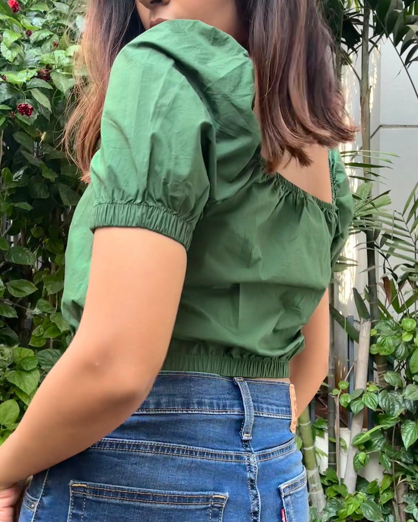 Dark green off-shoulder crop top with elastic