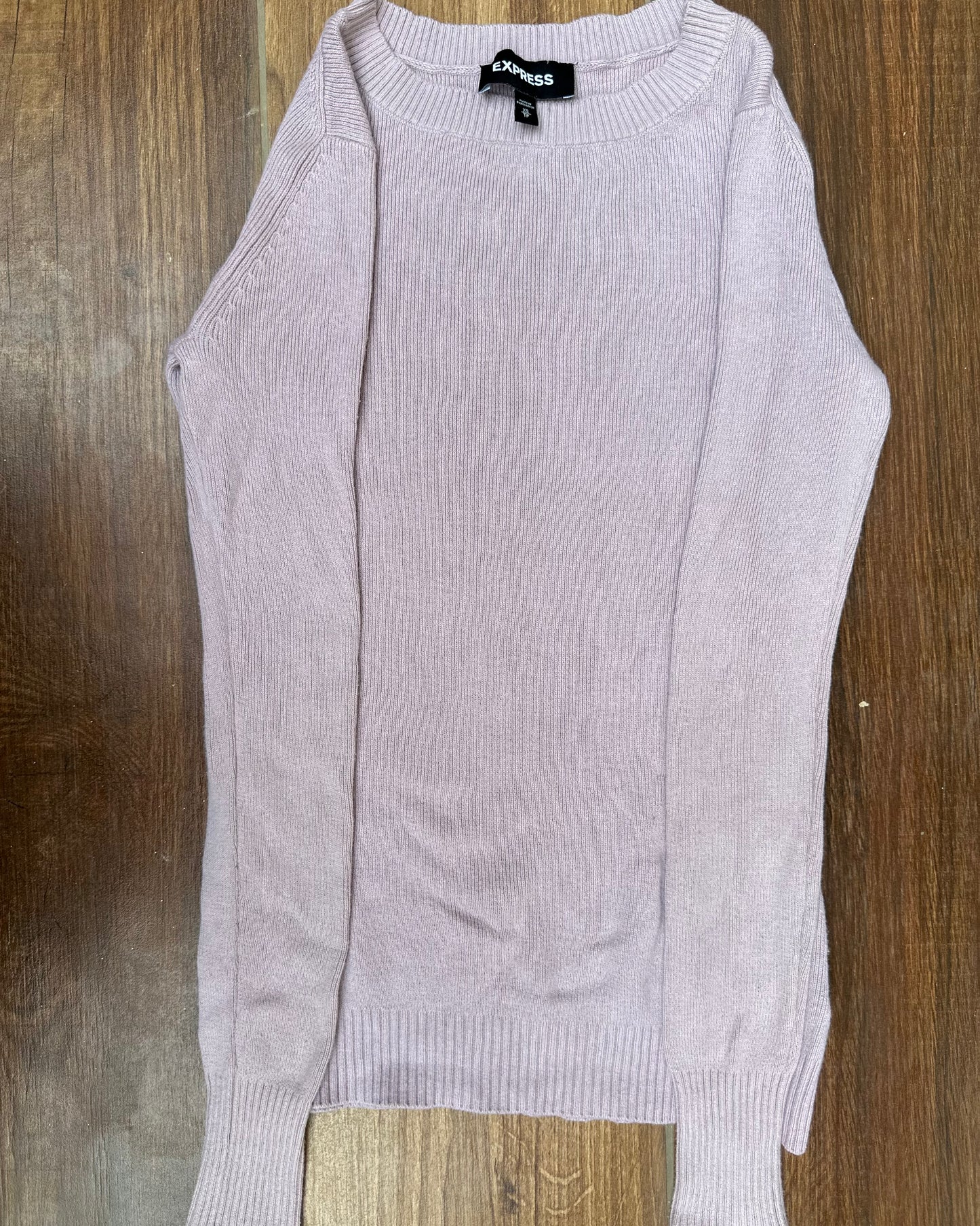 Dust pink knit top
