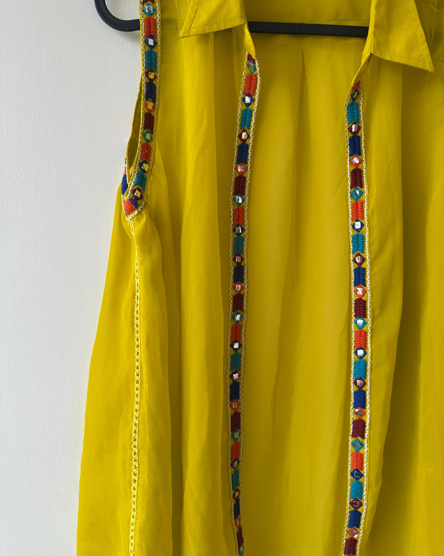 Parrot green embroidered overcoat