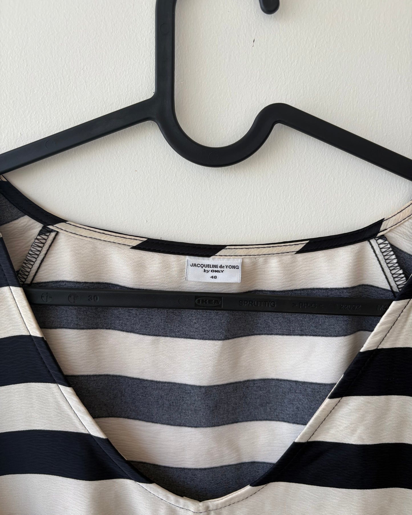 Black and white A-line satin dress