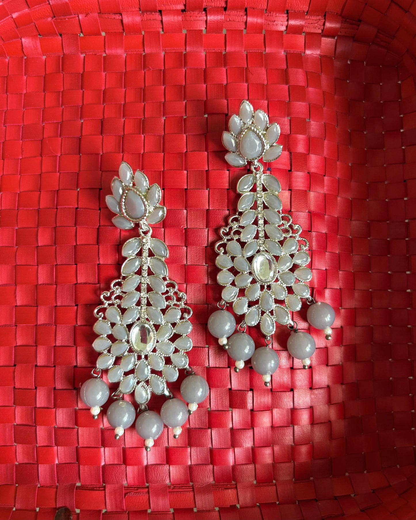 Silver-plated grey pastel drop earrings