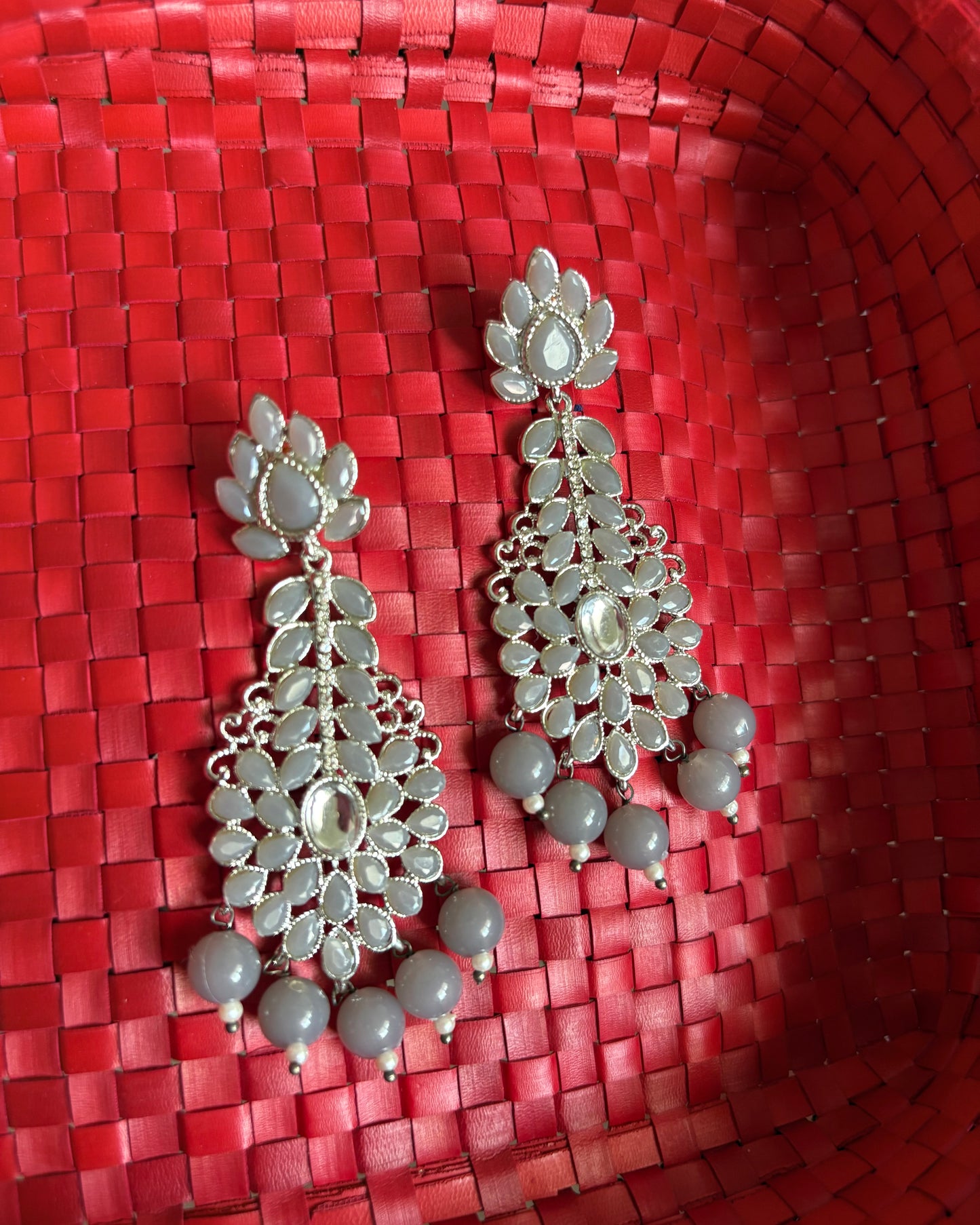 Silver-plated grey pastel drop earrings