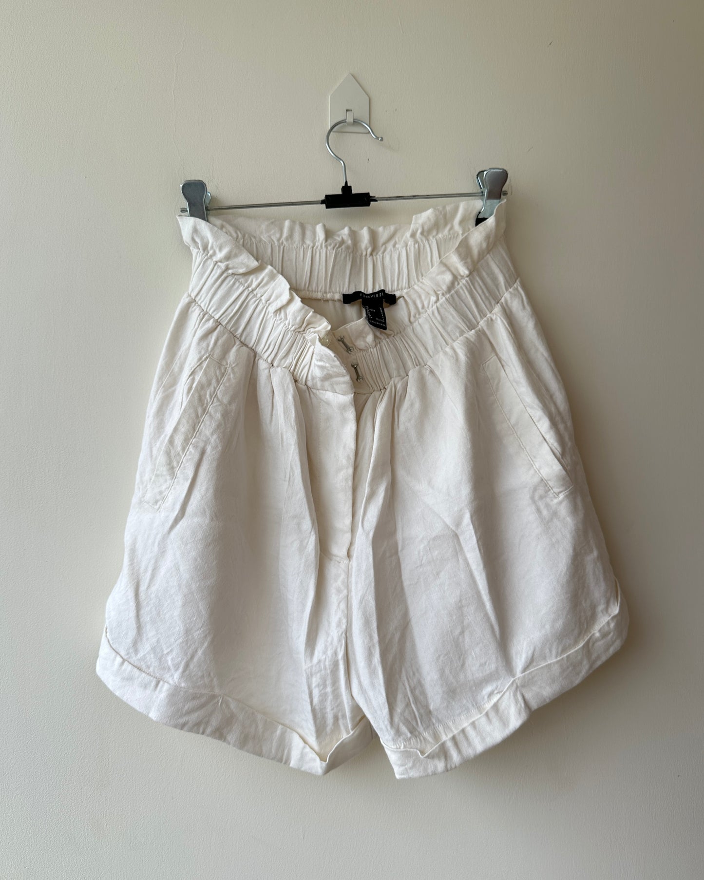 Off-white cotton shorts