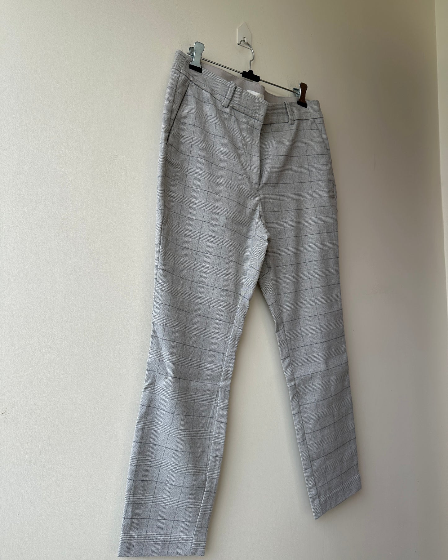 Grey checks mid rise formal trousers