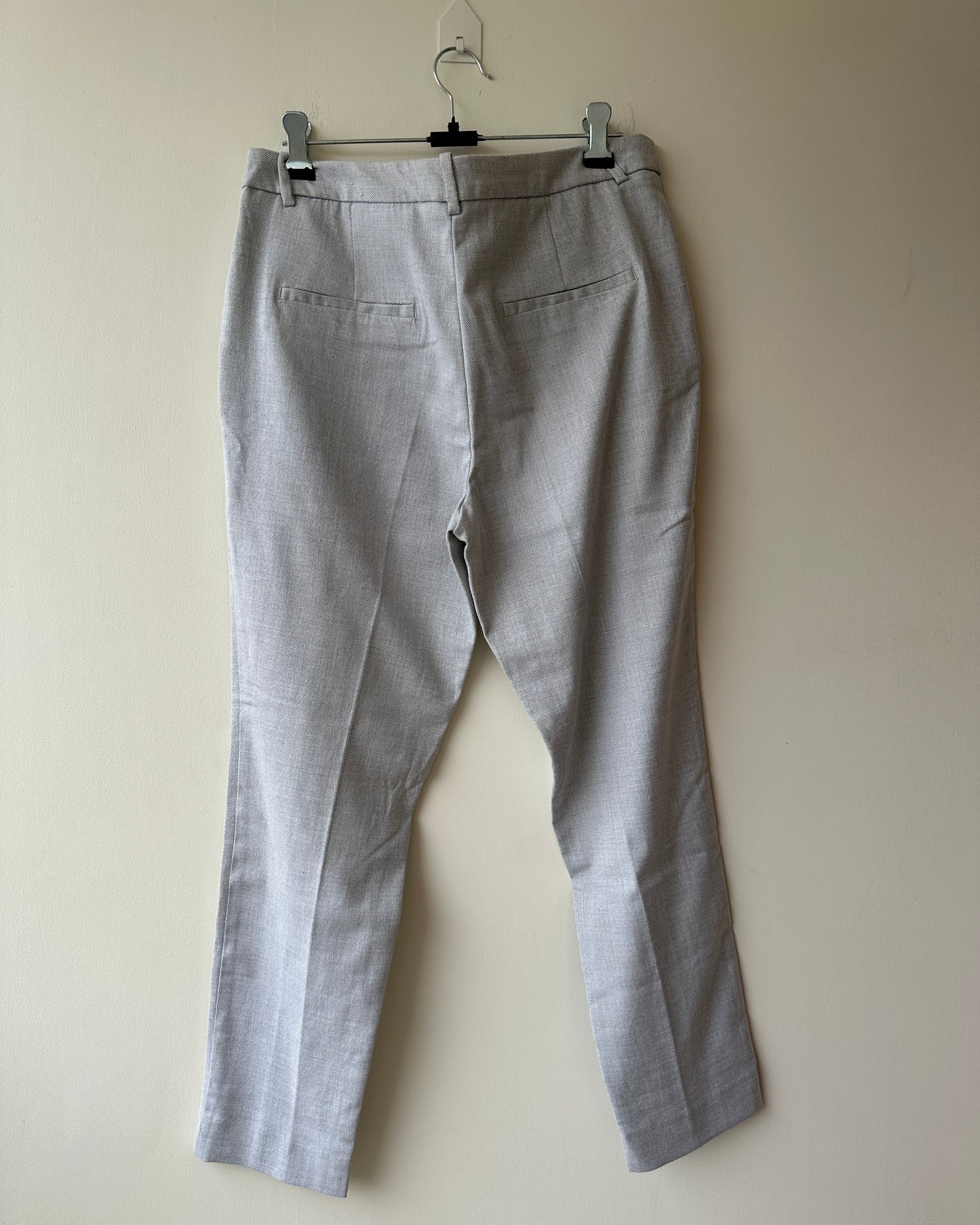 Grey mid rise formal trousers