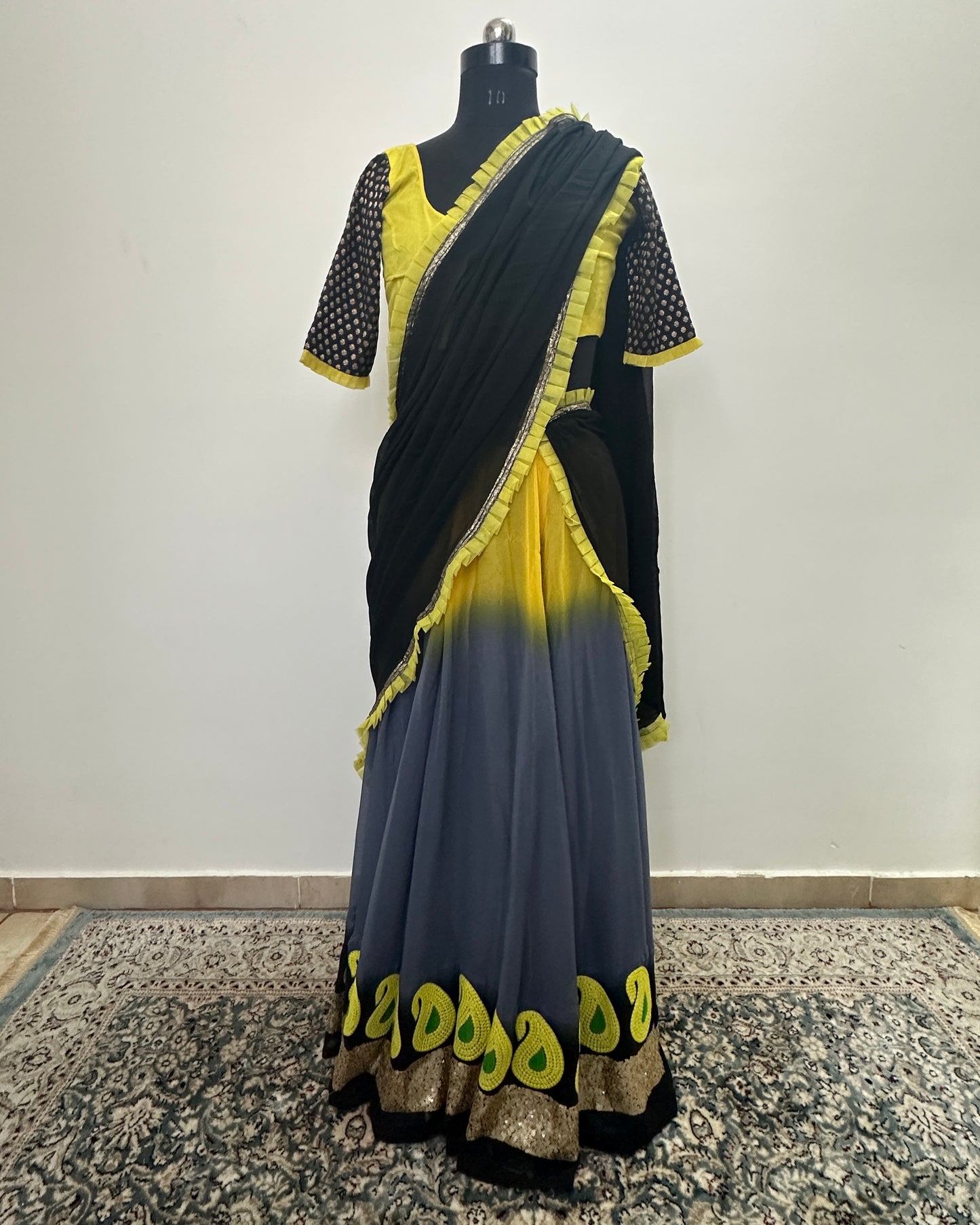 Black and yellow langa voni set (3 pcs)