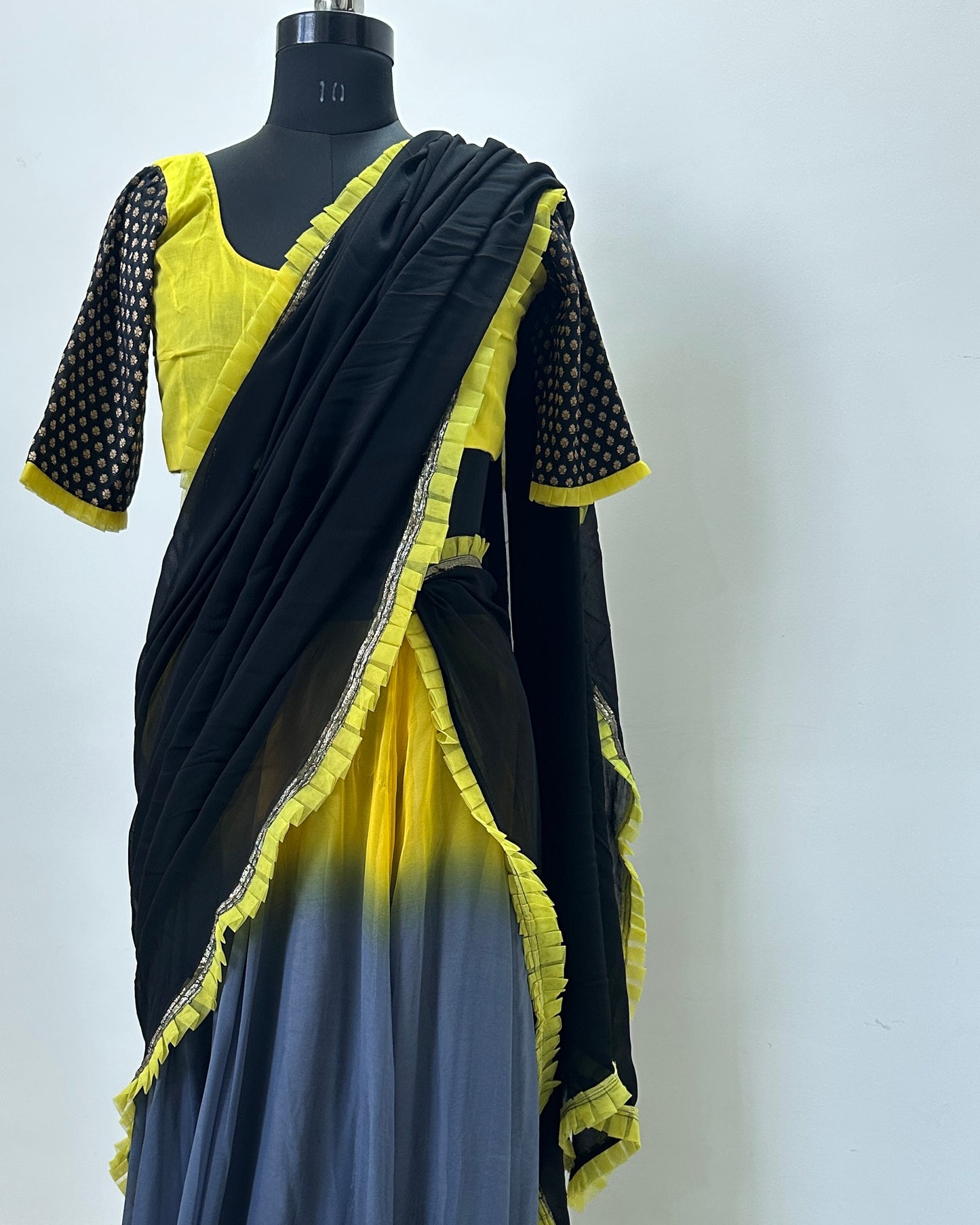 Black and yellow langa voni set (3 pcs)