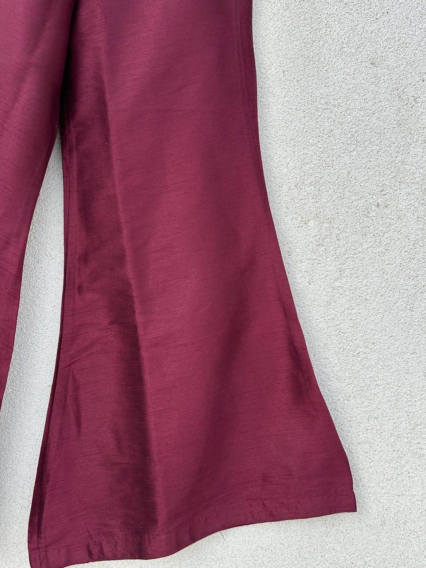 White and maroon kurta set (2 pcs)