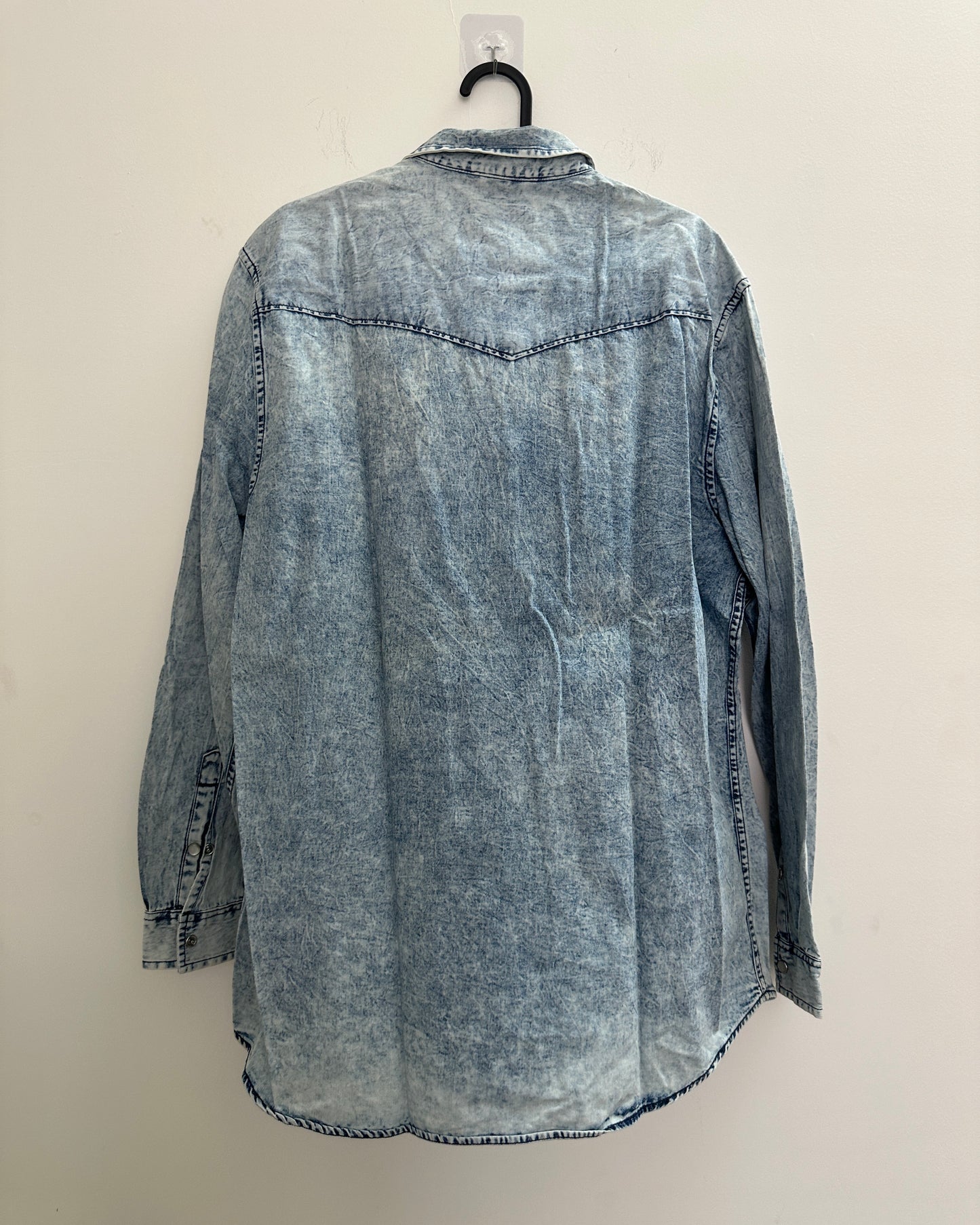 Full sleeve denim shirt