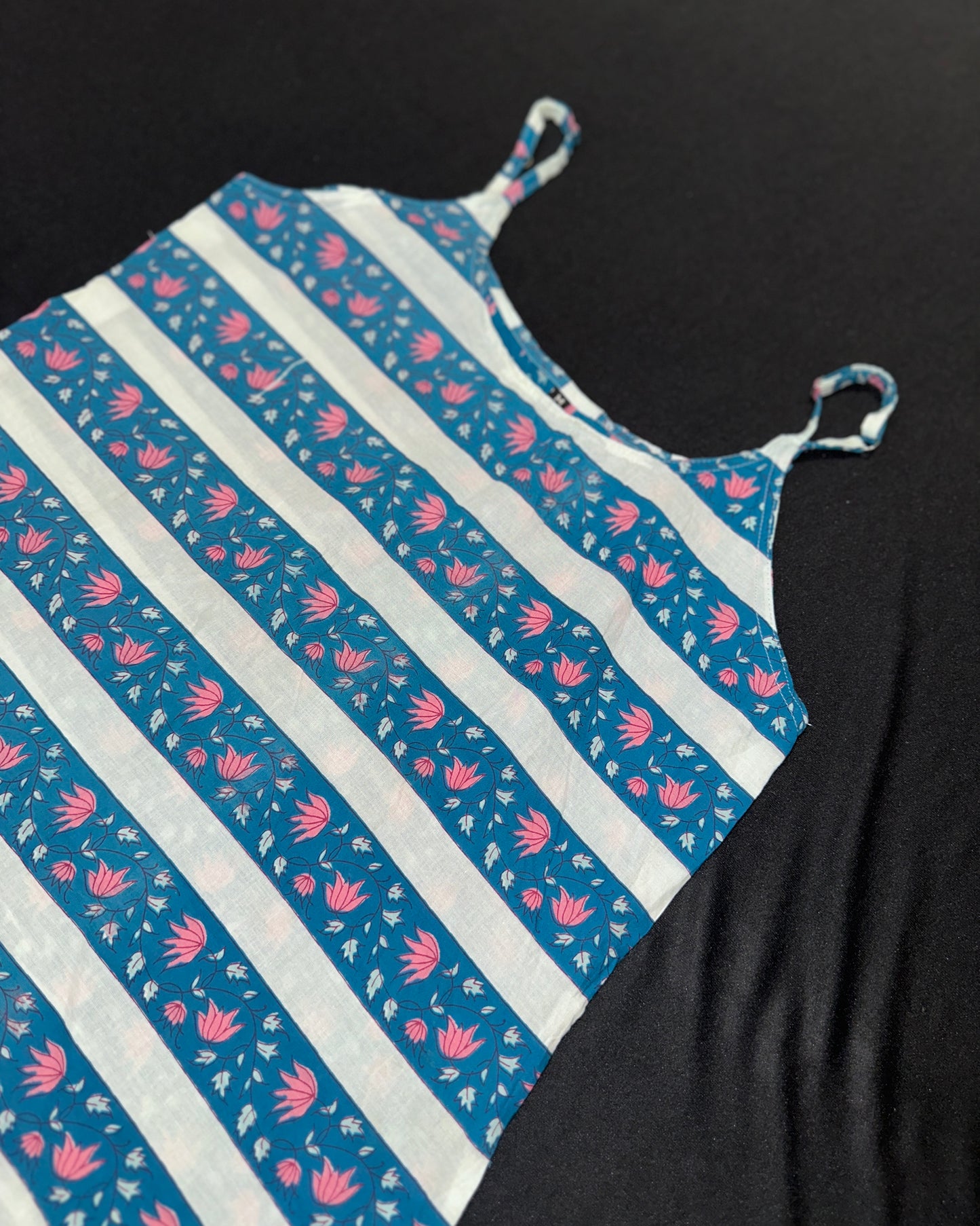 Blue and white printed cotton top