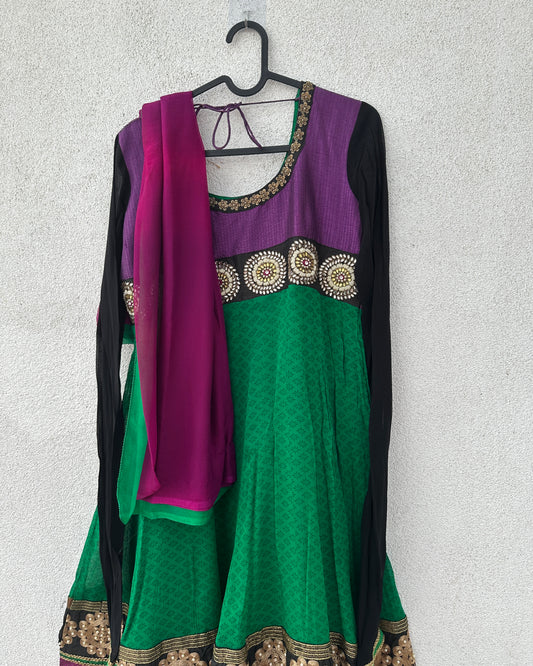 Green and purple anarkali with shawl (2 pcs)