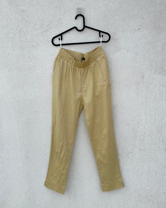 Gold fitted pants