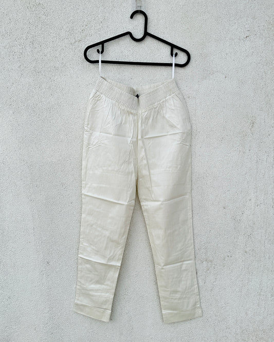 White fitted pants