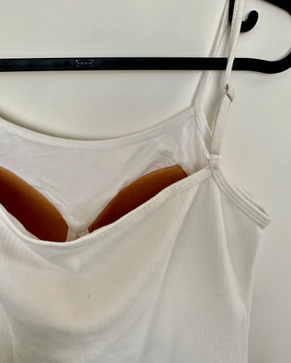 Thermal white bramisole with adjustable straps