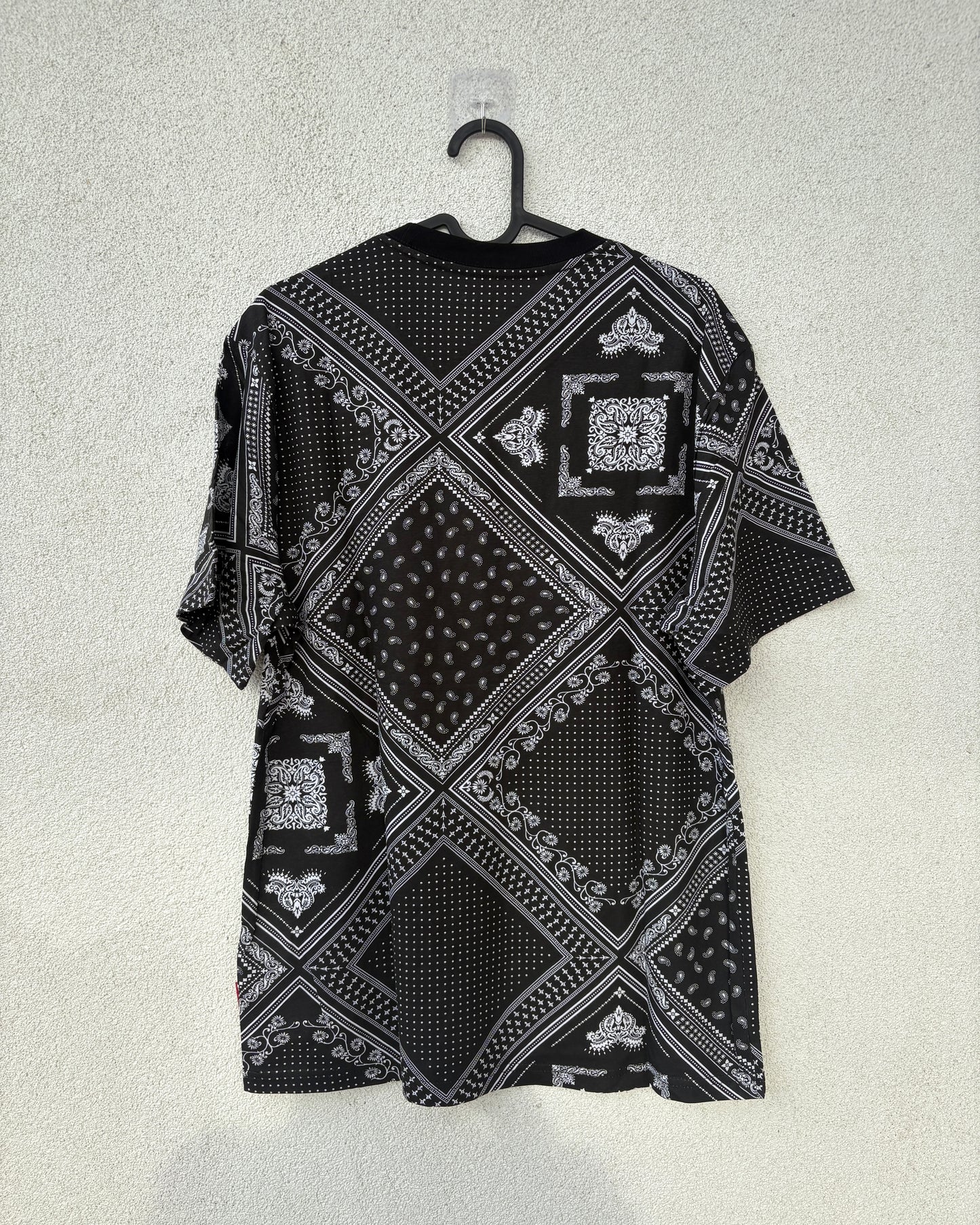 Black printed T-shirt