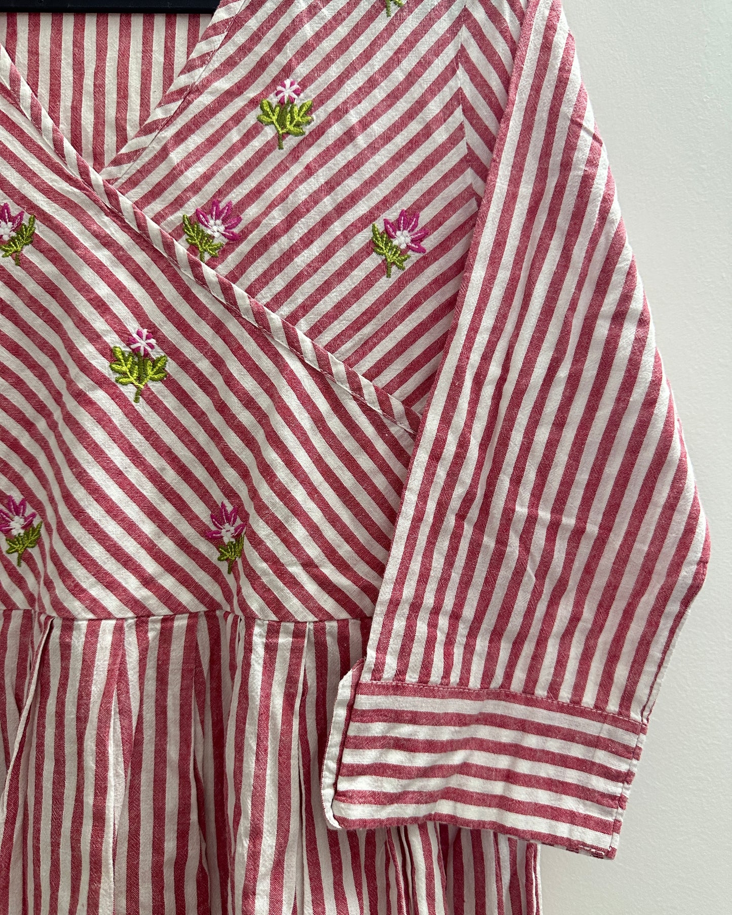Red and white stripes kurta