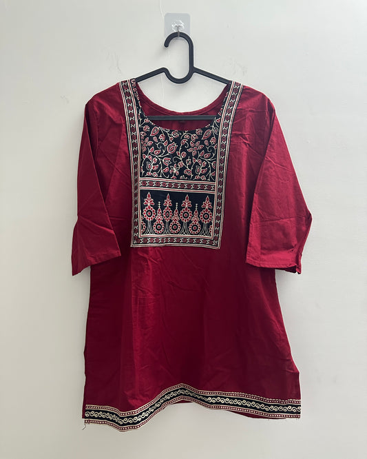 Red top with printed yolk