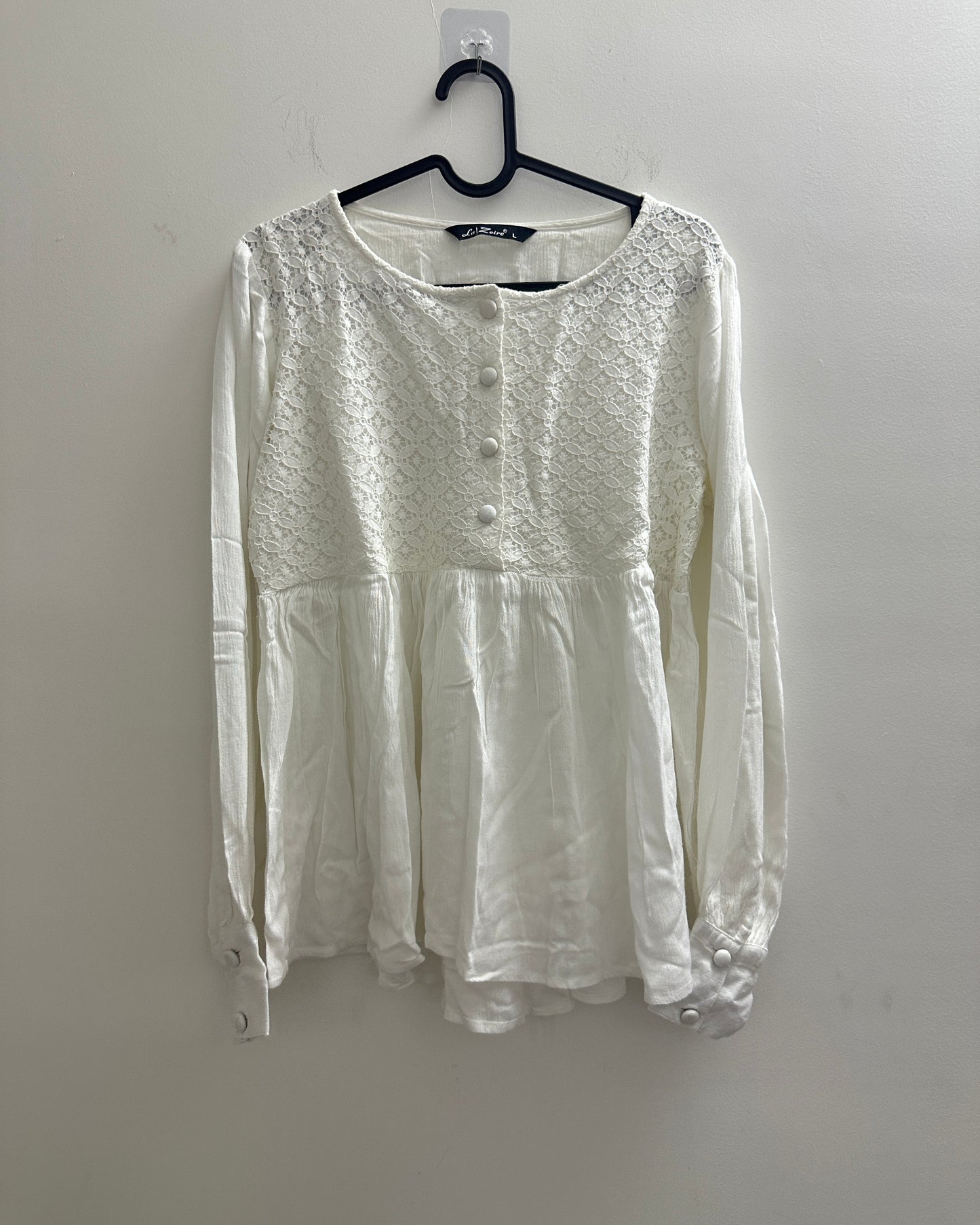 White full sleeve top with gathers