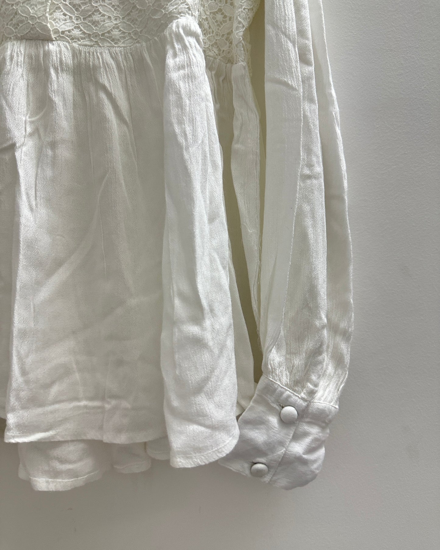 White full sleeve top with gathers
