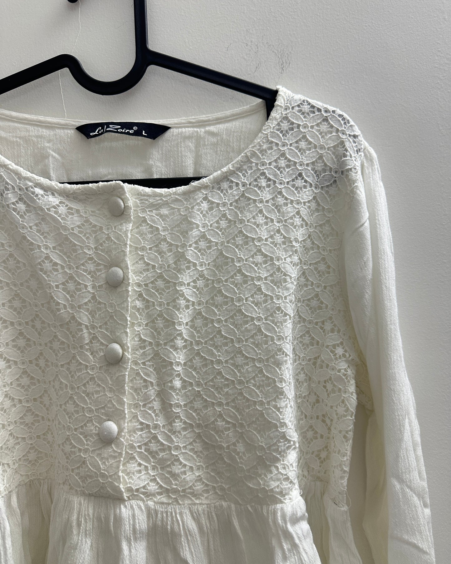 White full sleeve top with gathers