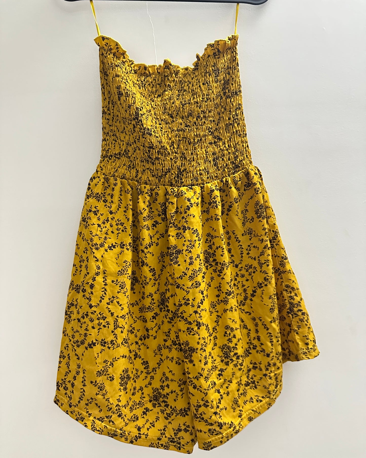 Yellow off-shoulder printed romper
