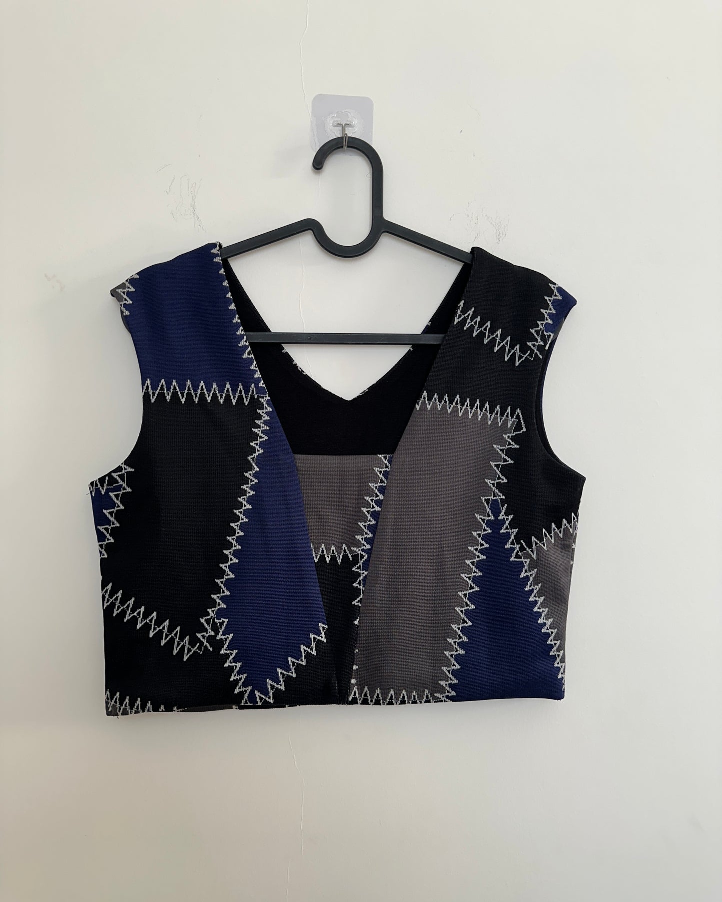 Black and grey shoulder cut-out crop top