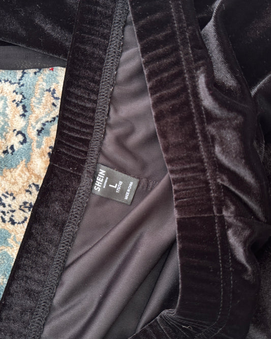 Velvet leggings with sheer side panels