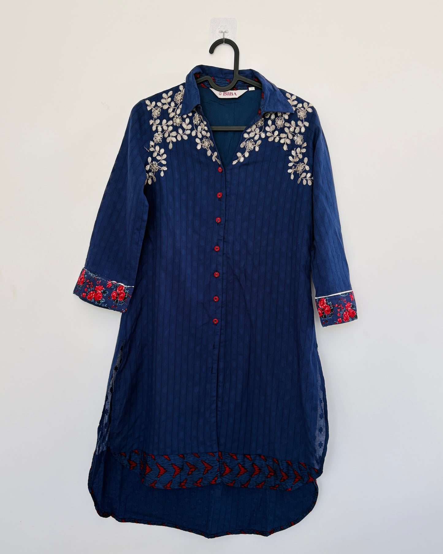 Blue cotton kurta with embroidery