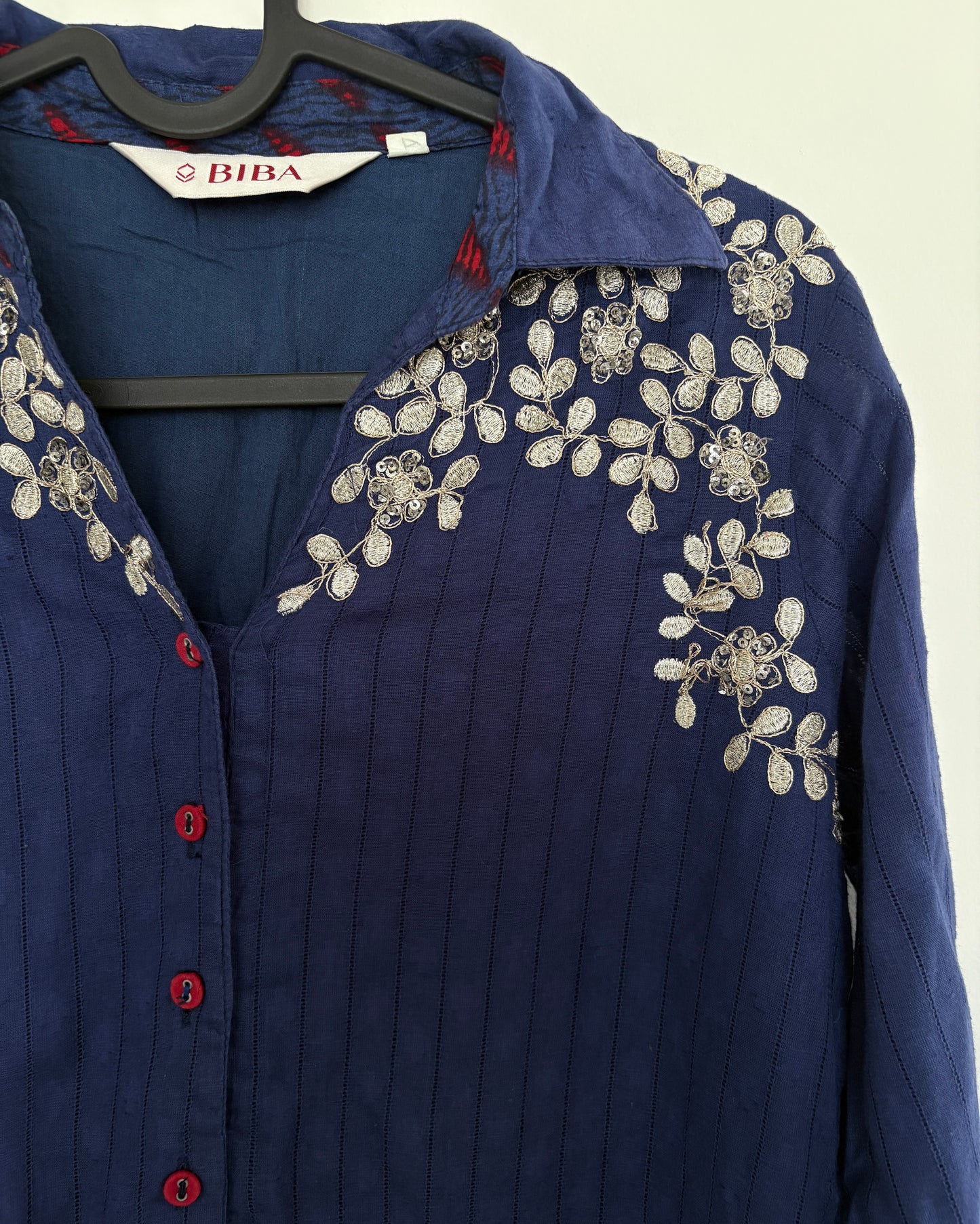 Blue cotton kurta with embroidery
