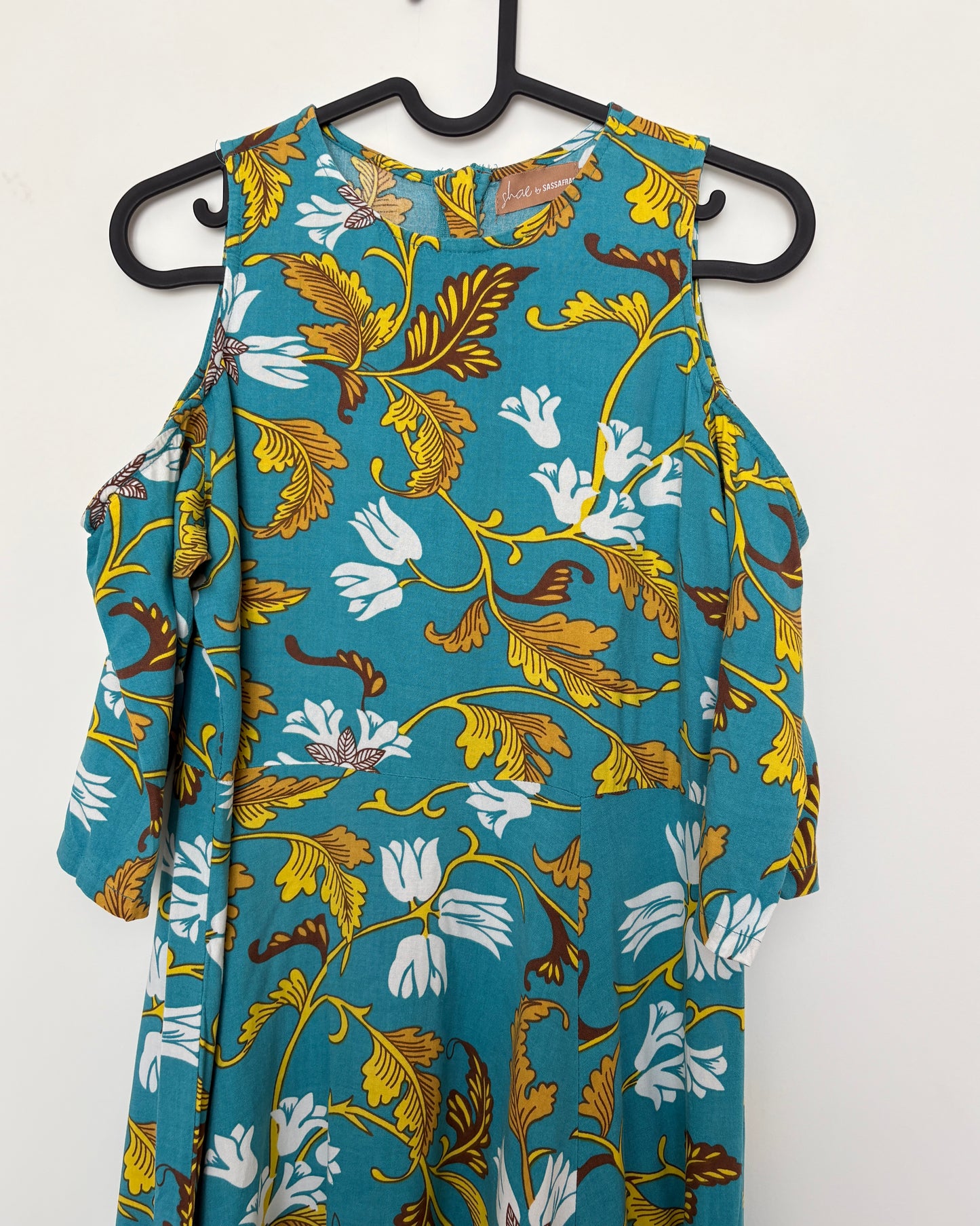 Blue kurta with yellow botanical print