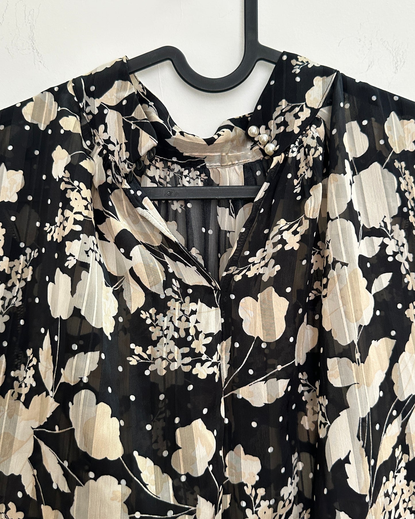 Black and beige floral high neck floral blouse