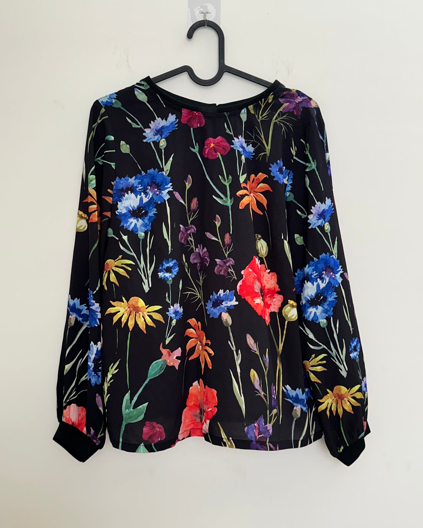 Black multicolor floral top