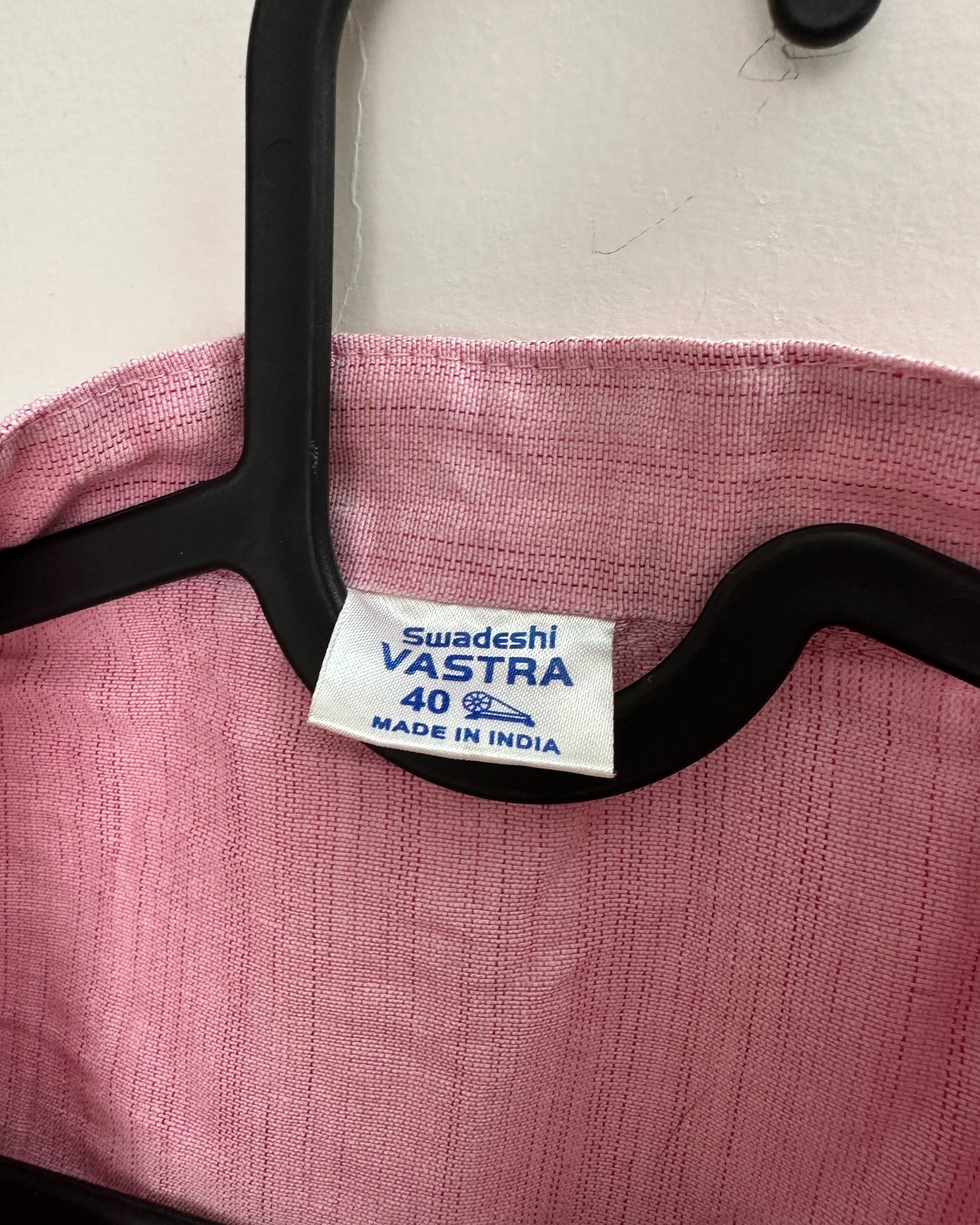 Baby pink cotton shirt with mandarin collar and chest pocket