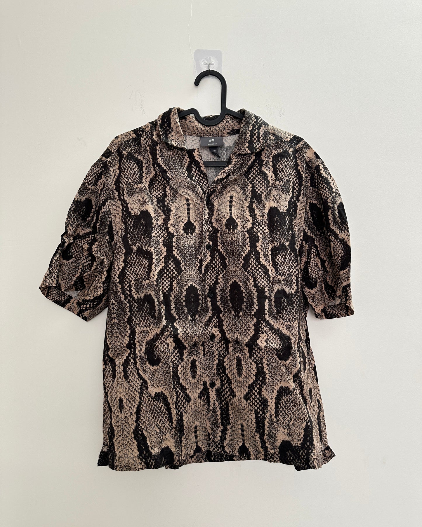 Black and beige snakeskin print relaxed shirt