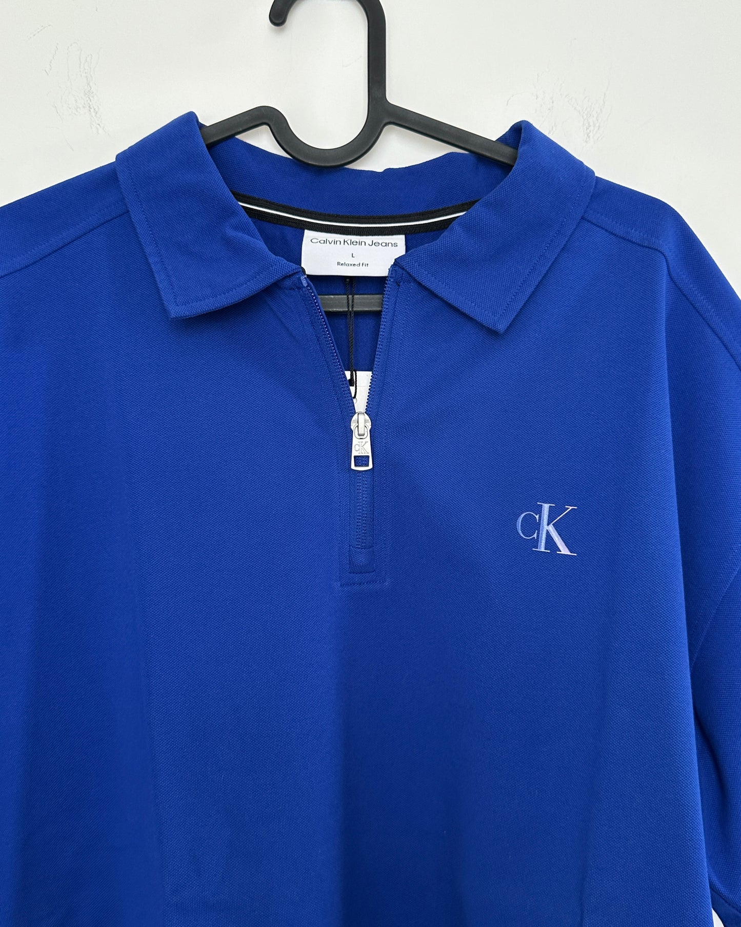 Sapphire blue men's T shirt