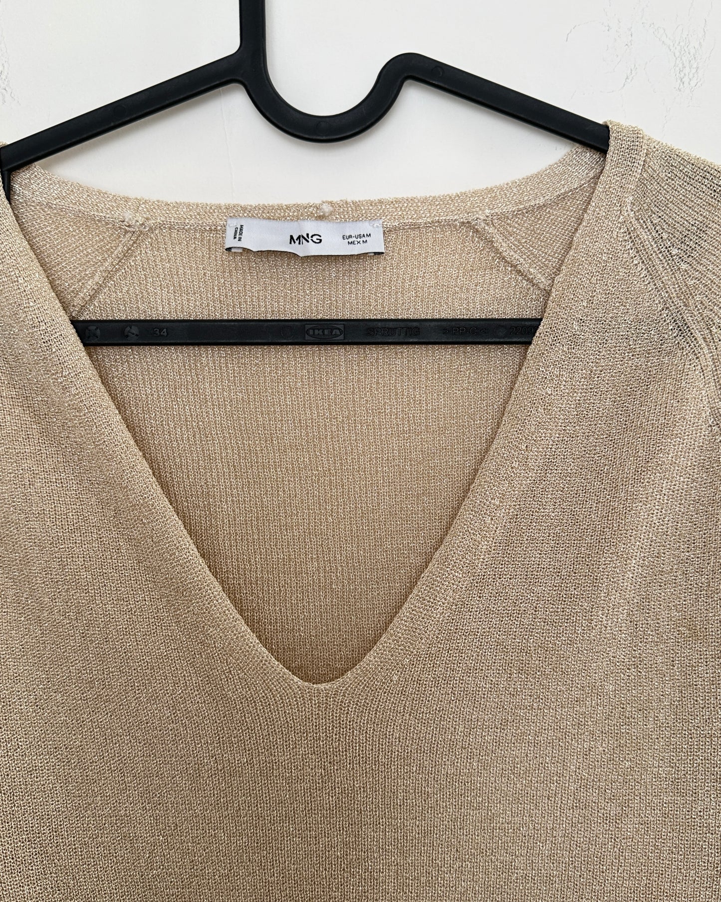 V neck gold metallic sweatshirt