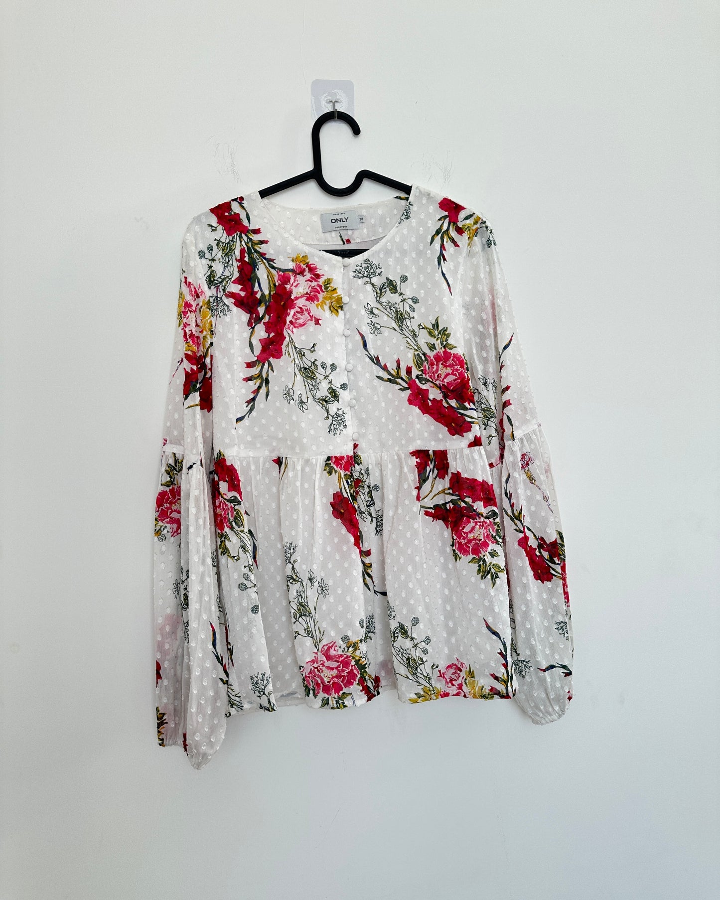 White floral print full sleeve blouse