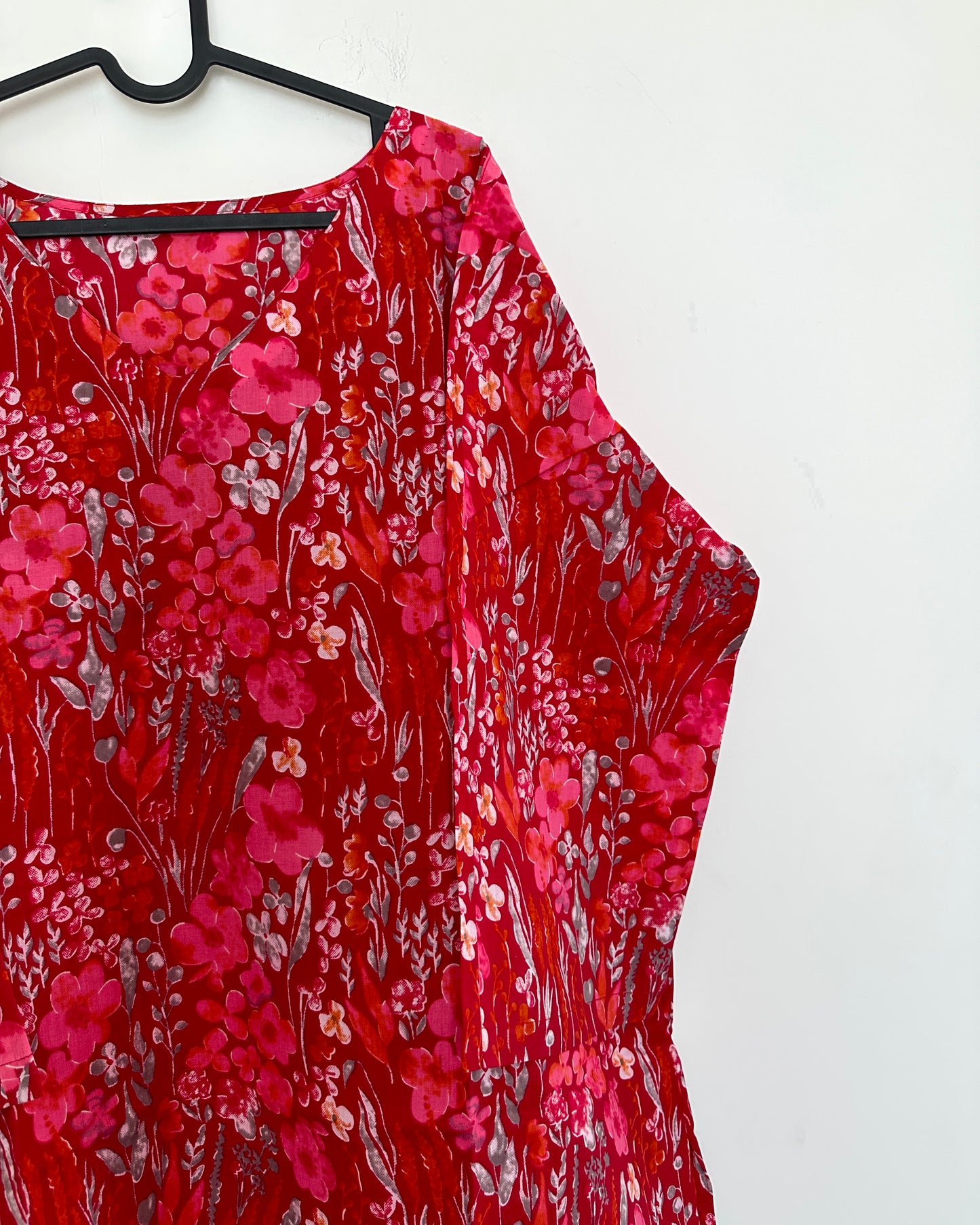 Red and pink printed cotton kurta set