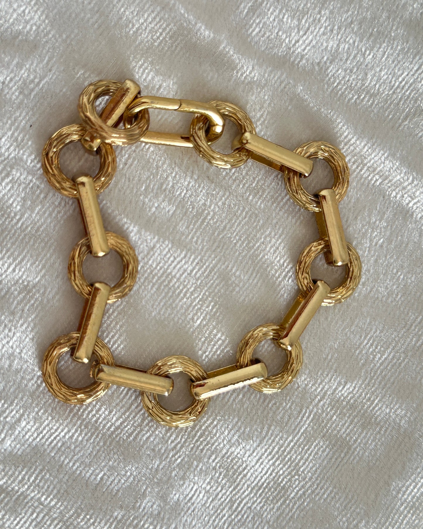 Gold chain chunky link bracelet
