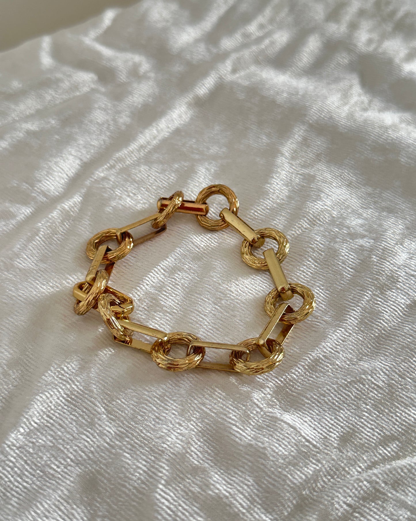 Gold chain chunky link bracelet