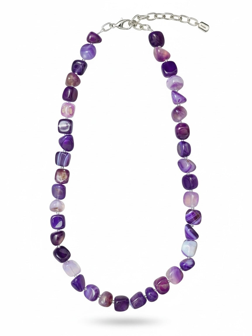 The Circle purple agate beaded necklace with tumbled violet stones and a silver-tone lobster claw clasp.