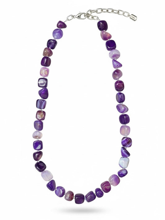 The Circle purple agate beaded necklace with tumbled violet stones and a silver-tone lobster claw clasp.